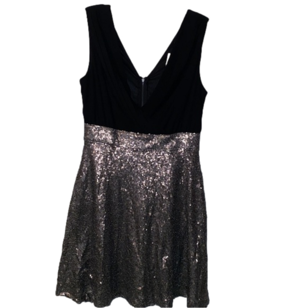 3/$30 NWT Venus Dress